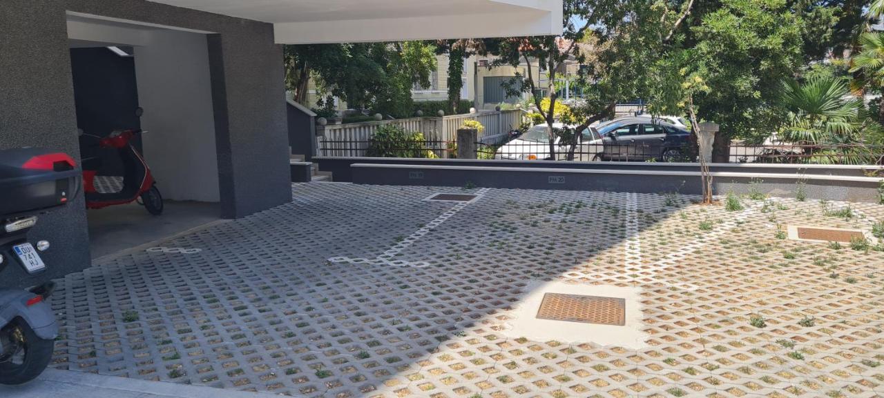 Free Parking Marli 4 - Room With Private Entrance - ดูบรอฟนิก ภายนอก รูปภาพ